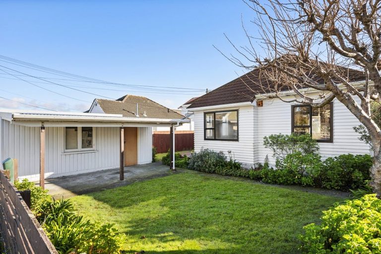 Photo of property in 13 Fife Lane, Miramar, Wellington, 6022