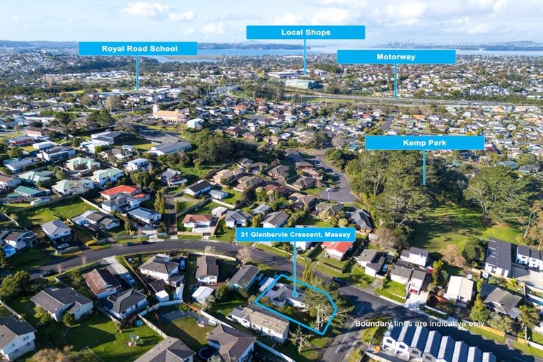 Photo of property in 31 Glenbervie Crescent, Massey, Auckland, 0614