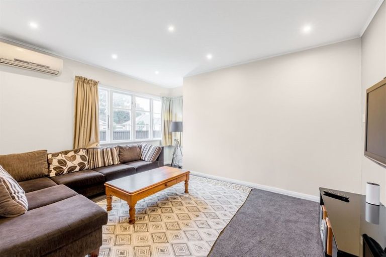 Photo of property in 8 Piko Crescent, Riccarton, Christchurch, 8041