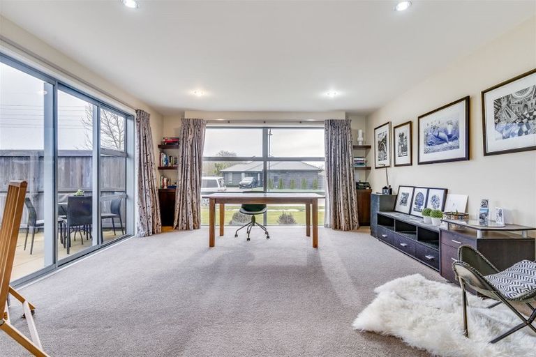Photo of property in 11 Parklea Avenue, Halswell, Christchurch, 8025