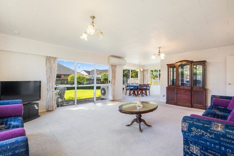Photo of property in 6 Winslow Place, Levin, 5510