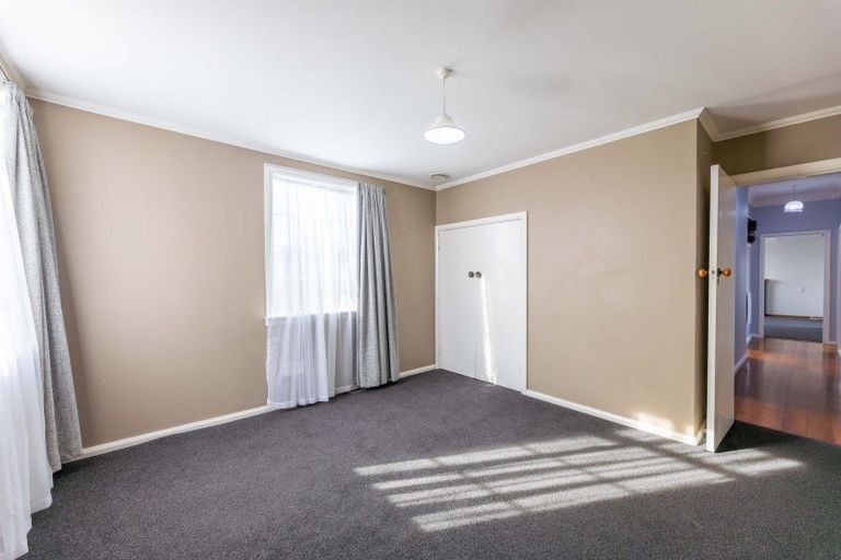 Photo of property in 15 Kauri Street, Roslyn, Palmerston North, 4414