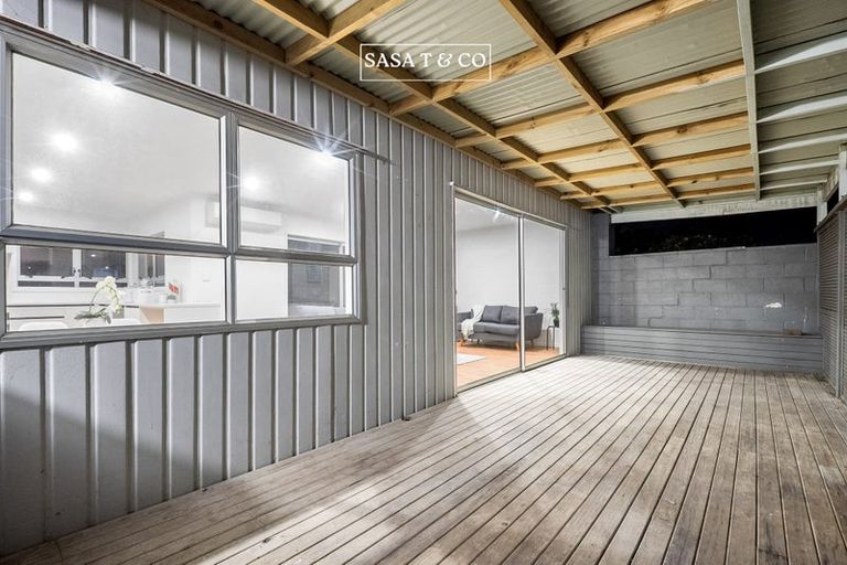 Photo of property in 32 Idlewild Avenue, Mangere, Auckland, 2022