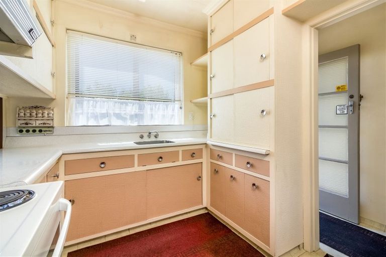 Photo of property in 37 Colwyn Street, Bryndwr, Christchurch, 8053