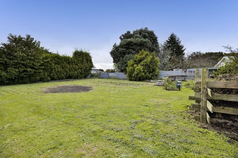 Photo of property in 27 Egmont Street, Kaponga, Hawera, 4679
