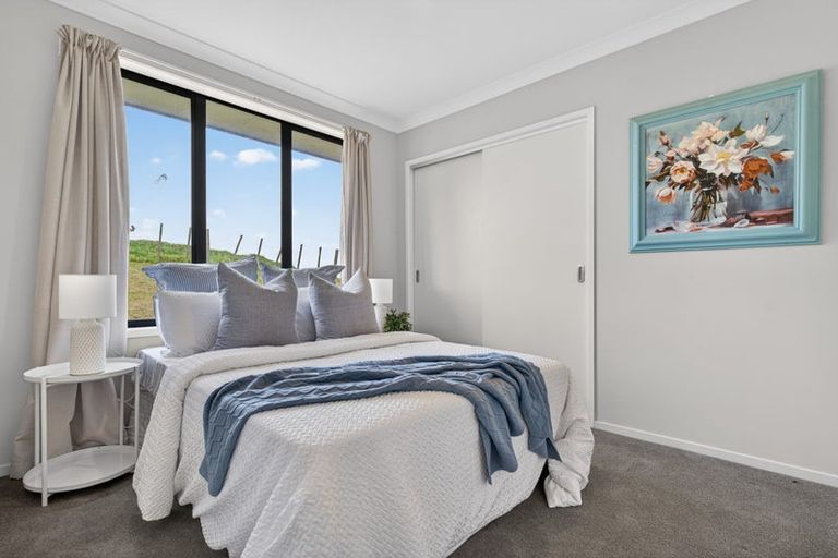 Photo of property in 667 Pahi Road, Pahi, Paparoa, 0571