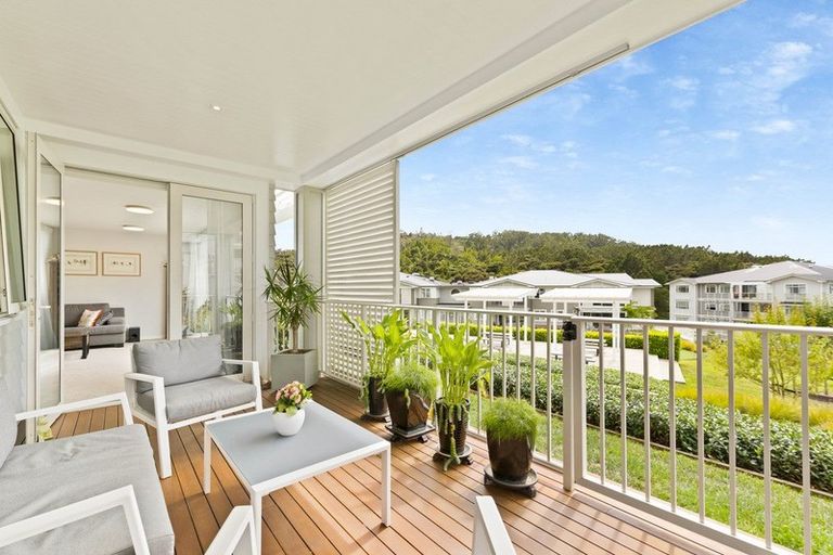 Photo of property in 148 Landmark Terrace, Orewa, 0931
