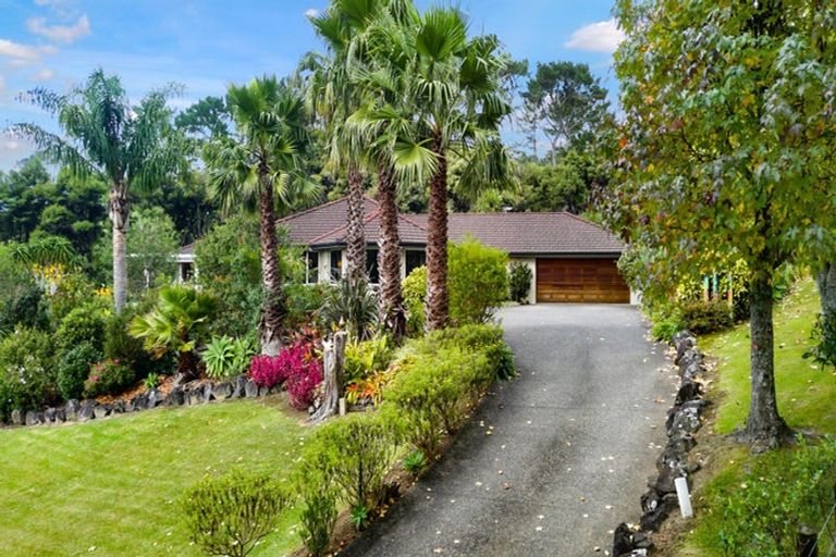 Photo of property in 33 Mudgeways Road, Massey, Auckland, 0614