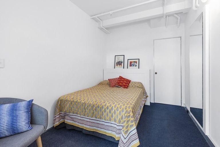 Photo of property in Qba Apartments, 3a/51 Webb Street, Mount Cook, Wellington, 6011