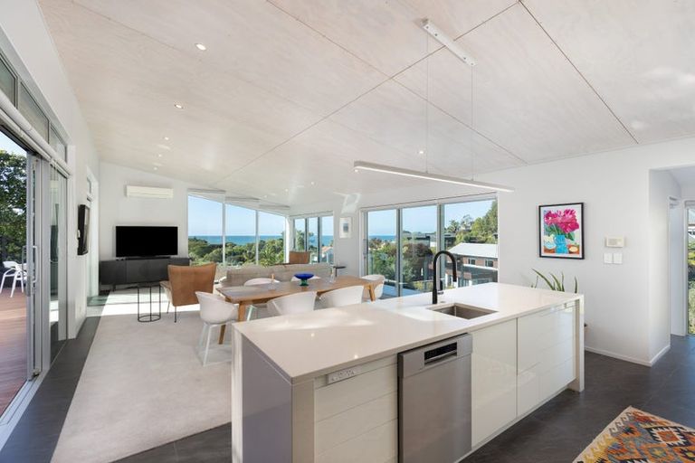 Photo of property in 20 Kotare Place, Kaiteriteri, Motueka, 7197