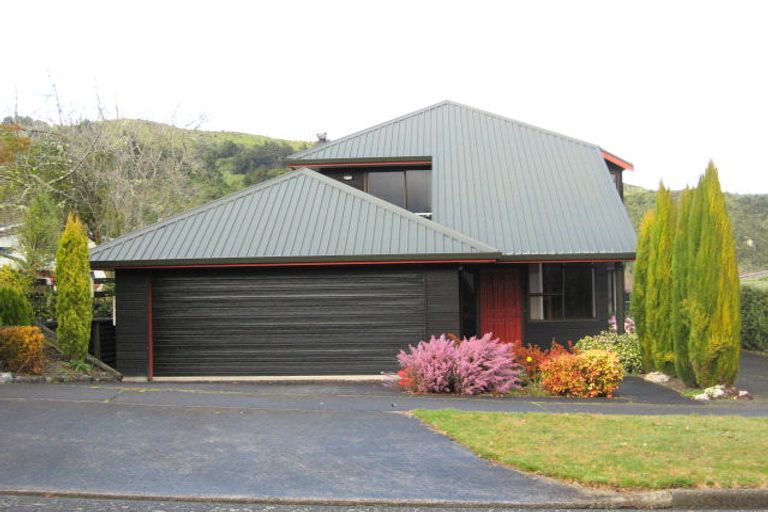 Photo of property in 7 Kenrigg Road East, Kinloch, Taupo, 3377
