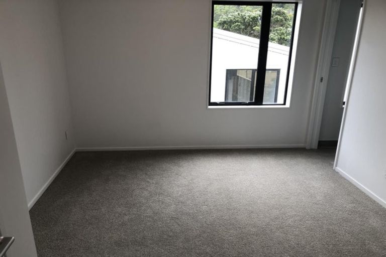 Photo of property in 1 Fancourt Street, Karori, Wellington, 6012