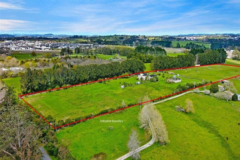 Photo of property in 22 Dale Road, Whenuapai, Auckland, 0618
