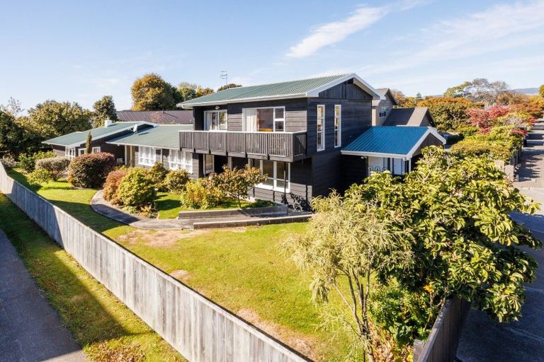 Photo of property in 245 Victoria Avenue, Hokowhitu, Palmerston North, 4410