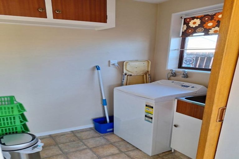 Photo of property in 16 Omega Place, Casebrook, Christchurch, 8051