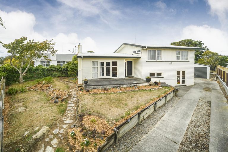Photo of property in 1 Mercury Street, Milson, Palmerston North, 4414