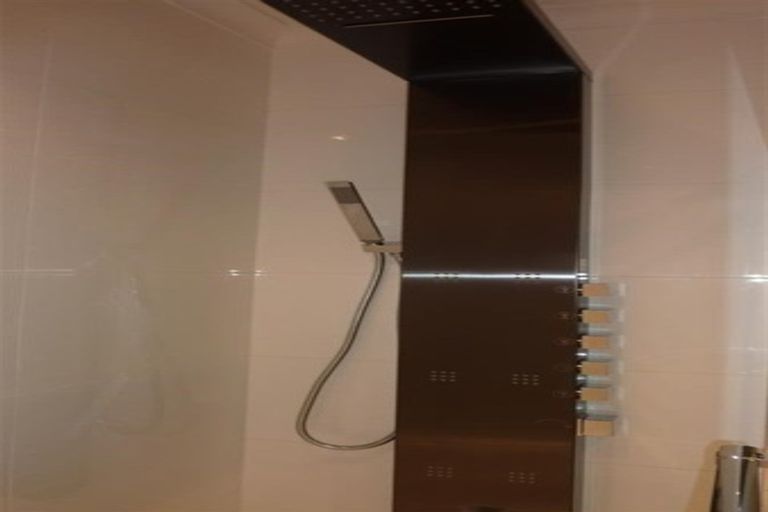 Photo of property in 162u6 Massey Street, Frankton, Hamilton, 3204