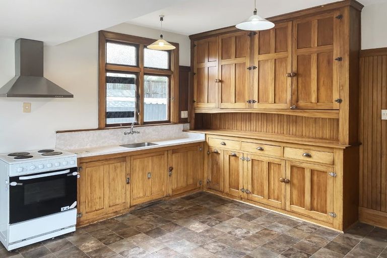 Photo of property in 7 Domett Street, Waltham, Christchurch, 8023