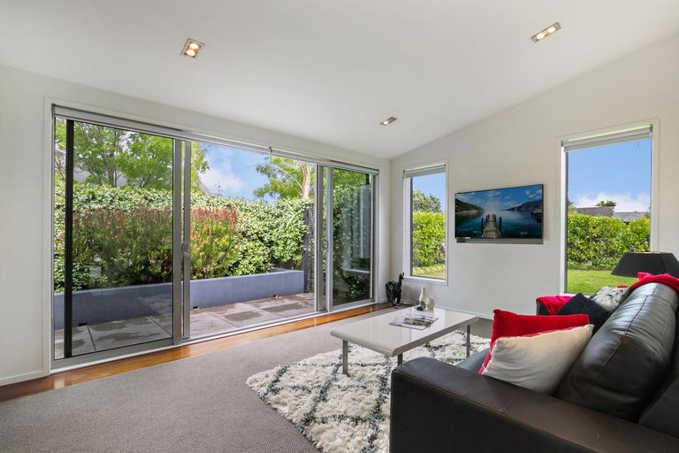 Photo of property in 13 Ploughmans Avenue, Pukekohe, 2120