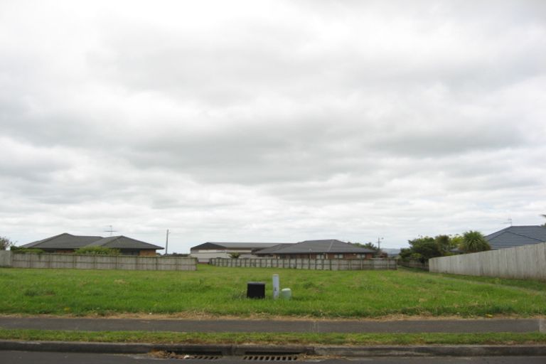 Photo of property in 6 Cloverlea Place, Pukekohe, 2120