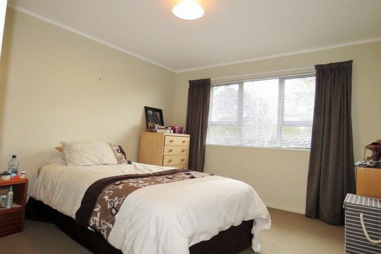 Photo of property in 1 Fuller Close, Levin, 5510