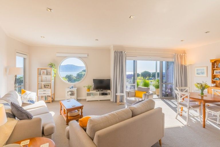 Photo of property in 4-u16 Seaview Road, Paraparaumu Beach, Paraparaumu, 5032