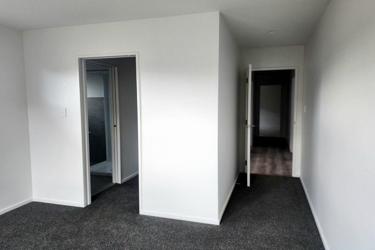 Photo of property in 2 Ellmers Street, Woodend, 7610