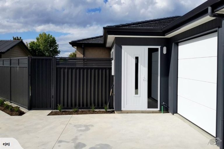 Photo of property in 20a Hinton Road, Taradale, Napier, 4112