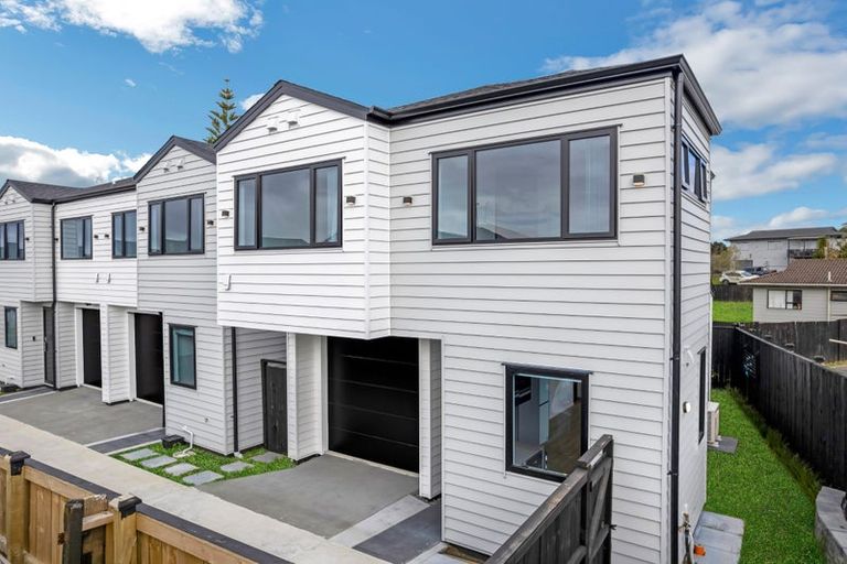 Photo of property in 193d Mahia Road, Wattle Downs, Auckland, 2103