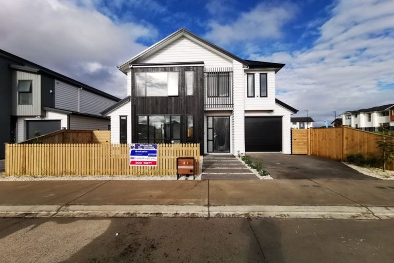 Photo of property in 41 Myland Drive, Hobsonville, Auckland, 0616