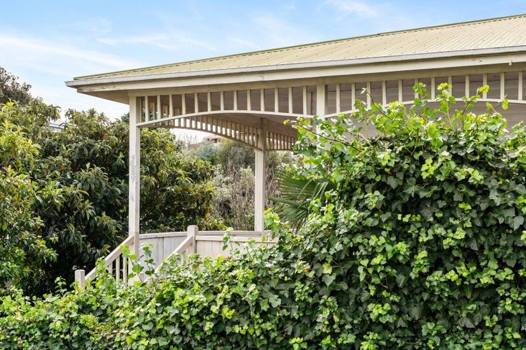 Photo of property in 65 Shakespeare Road, Bluff Hill, Napier, 4110
