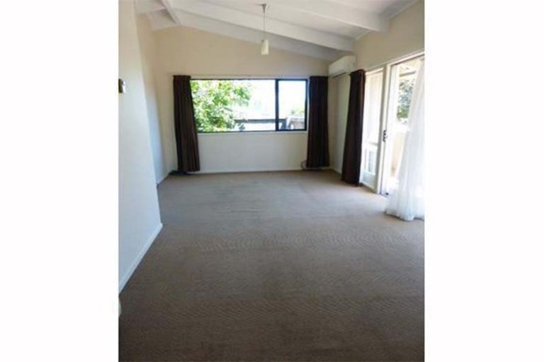 Photo of property in 171 Springs Road, Hornby, Christchurch, 8042