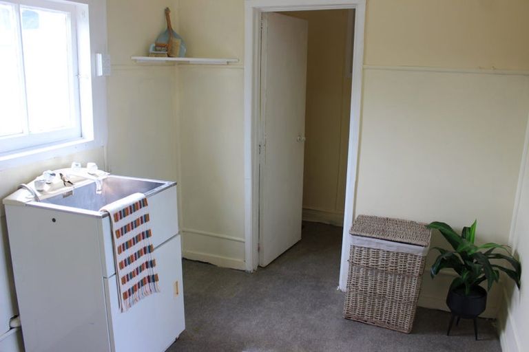 Photo of property in 36 Lyndhurst Street, Takaro, Palmerston North, 4412