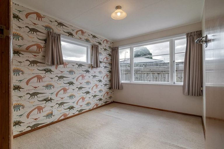 Photo of property in 12 Keith Street, Roslyn, Palmerston North, 4414