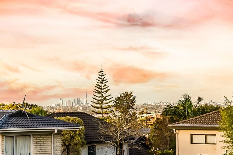 Photo of property in 16a Kokiri Street, Te Atatu South, Auckland, 0610