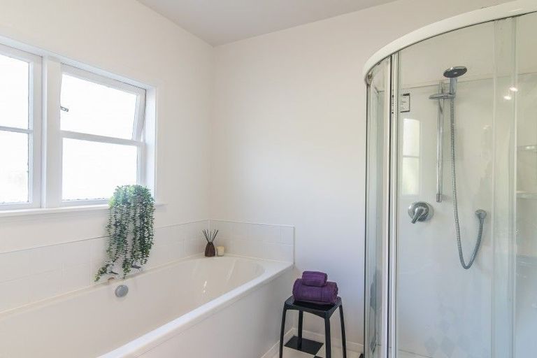 Photo of property in 169 Broderick Road, Johnsonville, Wellington, 6037