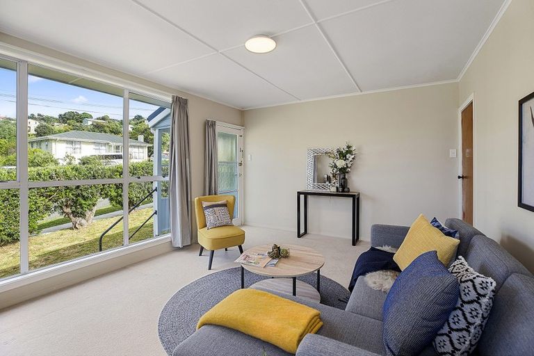 Photo of property in 43 Piko Street, Titahi Bay, Porirua, 5022