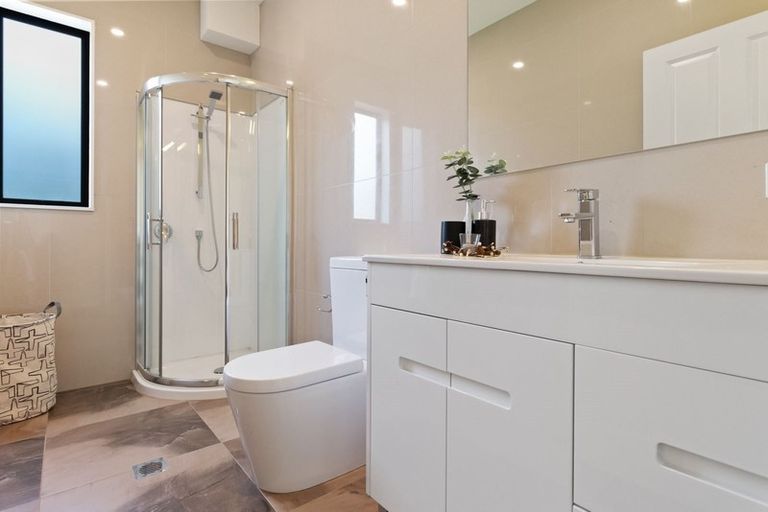 Photo of property in 70 Pinehurst Drive, Pauanui, Hikuai, 3579