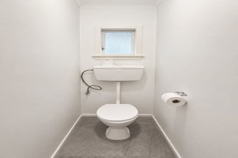 Photo of property in 17 Elizabeth Place, Ferndale, New Plymouth, 4310