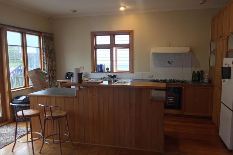 Photo of property in 92 Overtoun Terrace, Hataitai, Wellington, 6021