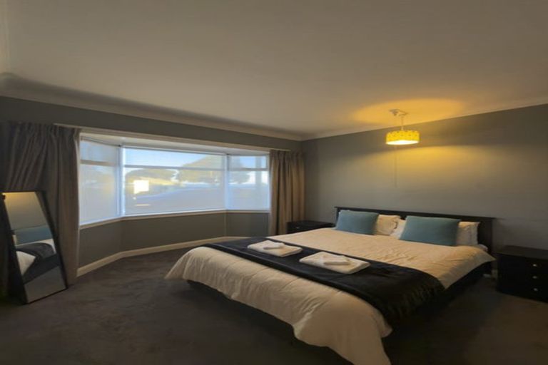 Photo of property in 351 Marine Parade, Napier South, Napier, 4110
