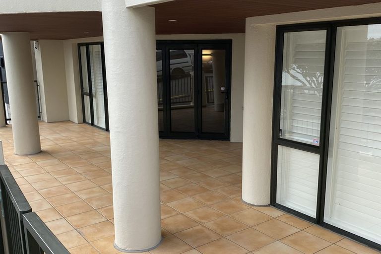 Photo of property in 13/22u Oriental Terrace, Oriental Bay, Wellington, 6011