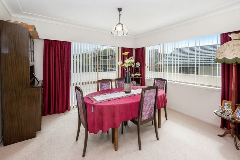 Photo of property in 5 Mccrystal Avenue, Bucklands Beach, Auckland, 2012