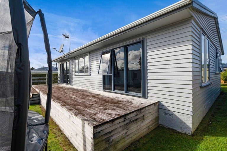 Photo of property in 50a Celia Street, Stratford, 4332