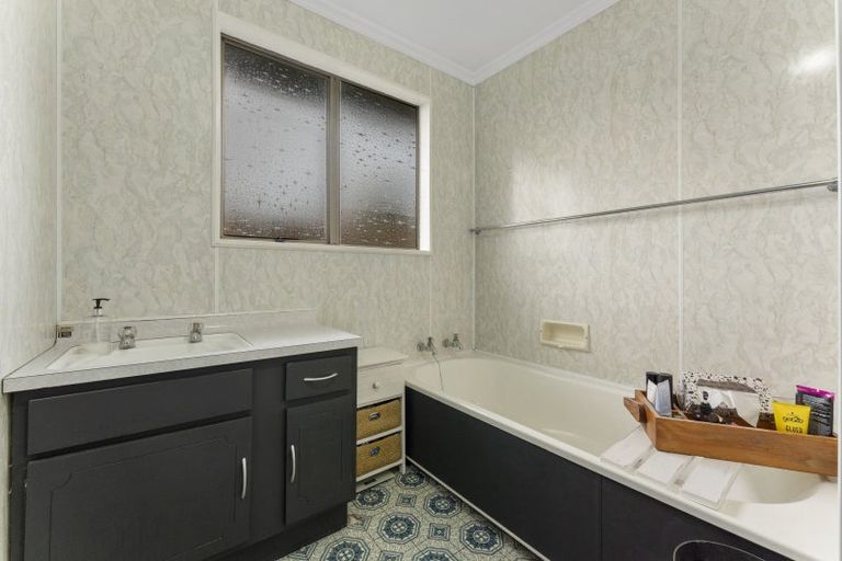 Photo of property in 55 Phillips Street, Sanson, 4817