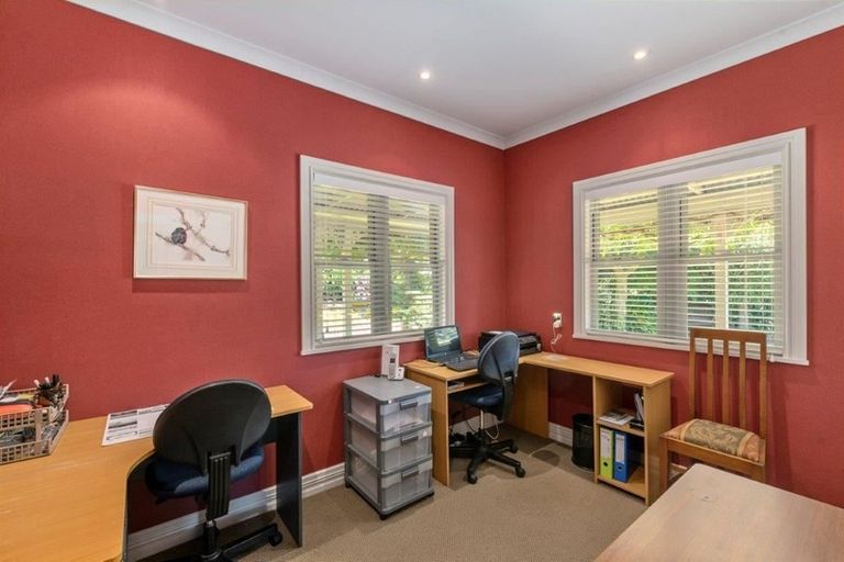 Photo of property in 95 Park Avenue, Waikanae, 5036