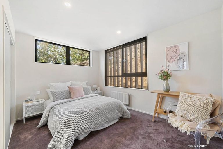 Photo of property in 27/6u Bushland Grove, Paparangi, Wellington, 6037