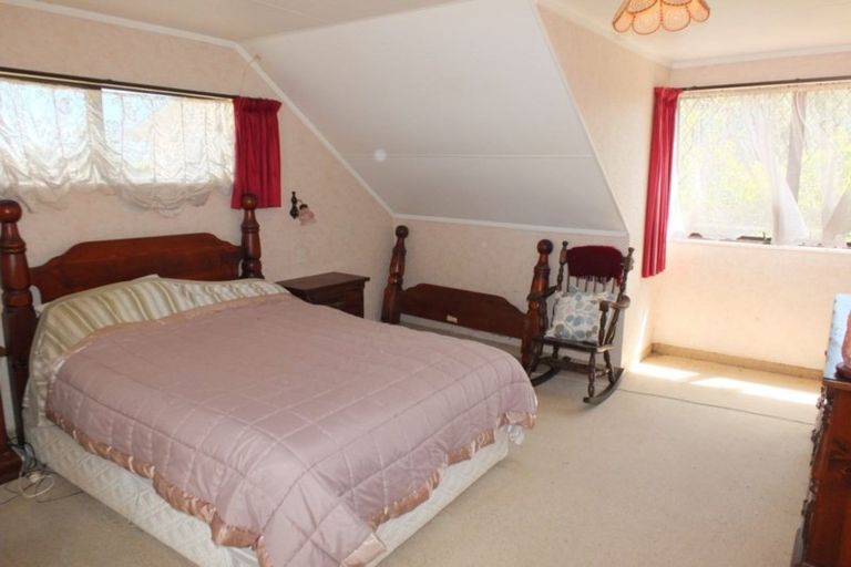 Photo of property in 38 Russell Street, Foxton, 4814