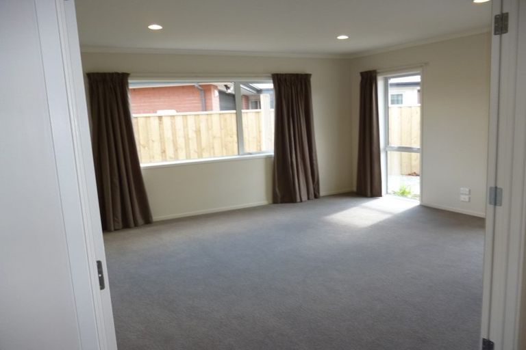 Photo of property in 10 Fernham Way, Rolleston, 7615