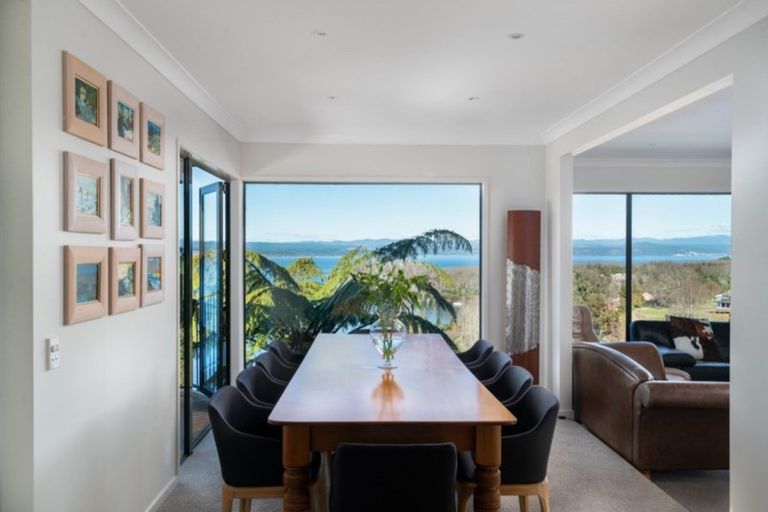 Photo of property in 71 Wakeman Road, Acacia Bay, Taupo, 3330